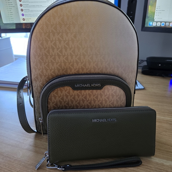 Michael Kors Handbags - Michael Kors Olive Ombre Backpack with Olive Wallet